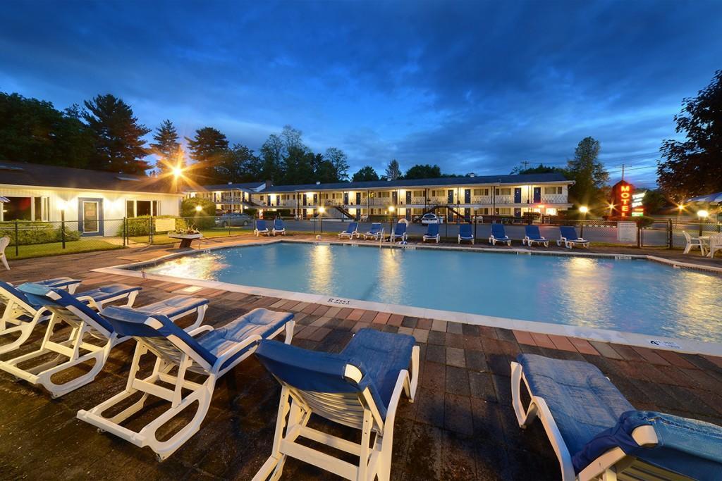 Turf And Spa Motel Saratoga Springs Exterior foto